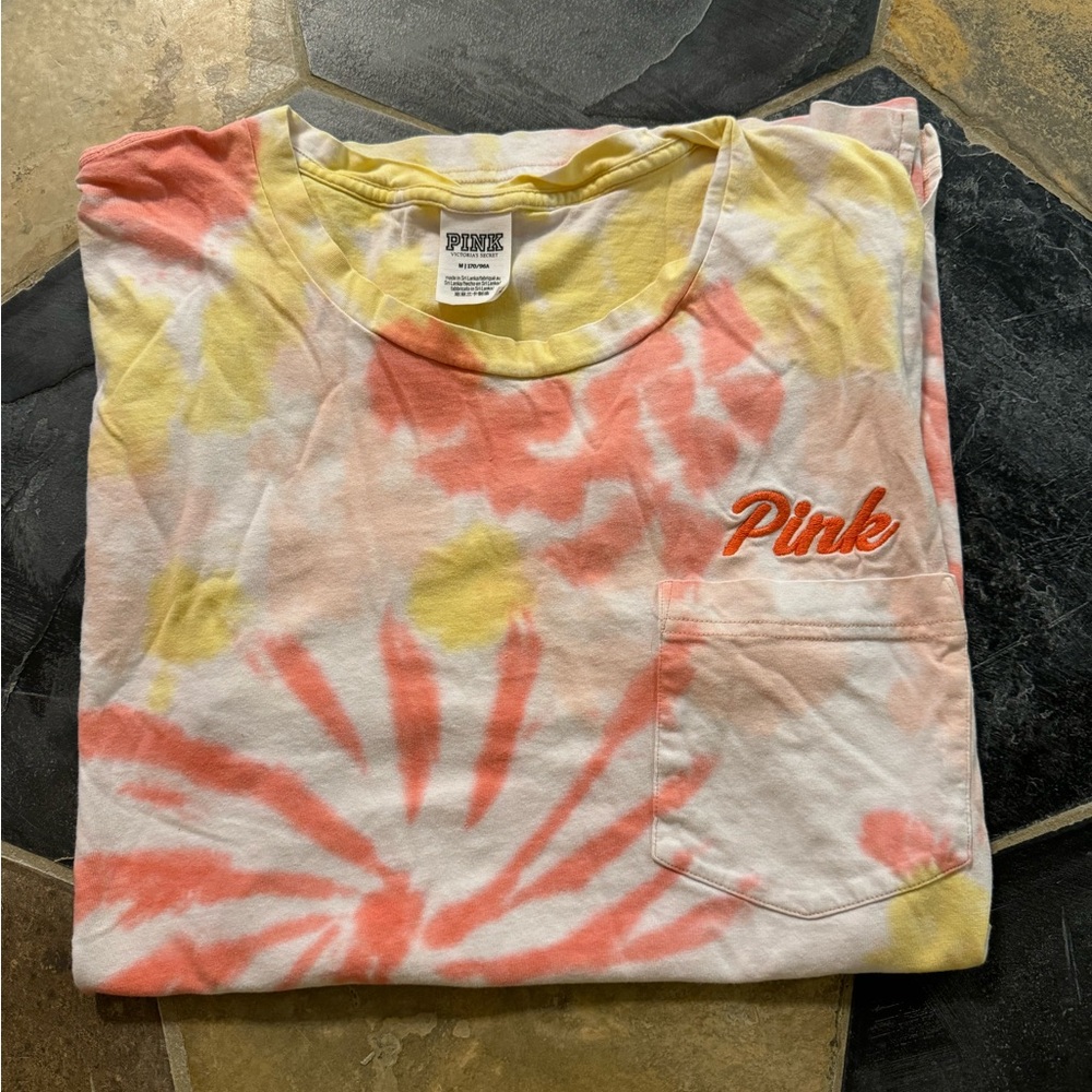 Pink short sleeve shirt, size M